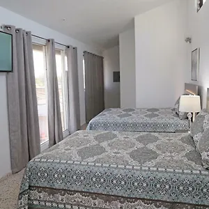 Itza-bella Isabela